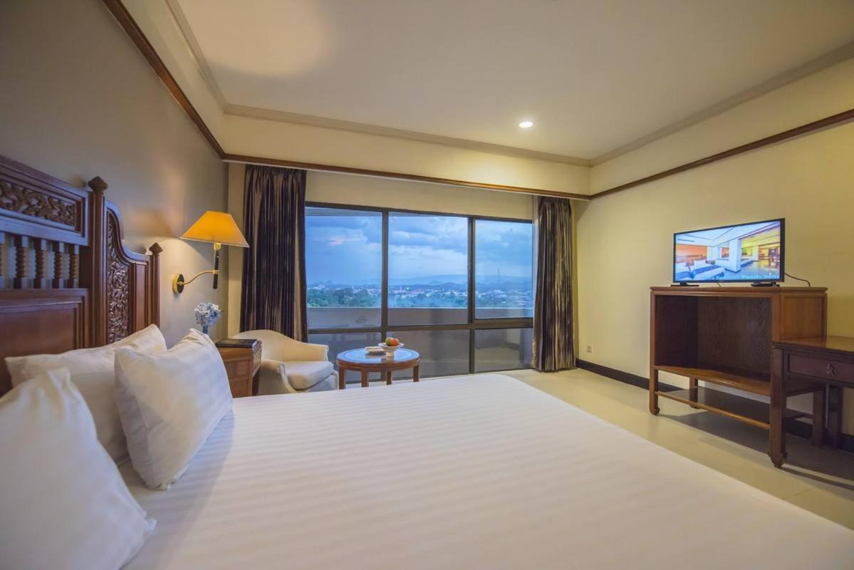 Loei Palace Hotel Kültér fotó